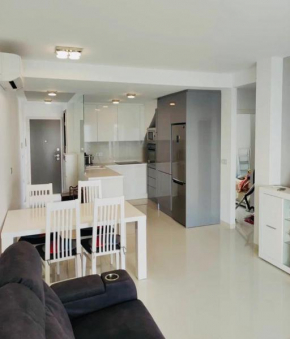 Elisa Bay apartment Mil Palmeras